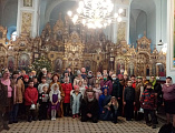 Воспитанники воскресной школы «Азы Православия» Донецкого Успенского Архиерейского подворья поздравили всех с праздником Рождества Христова