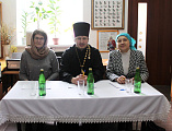 По благословению иерея Олега Бурлакова в храме великомученика Пантелеимона г. Гуково стартовал IV открытый конкурс духовной поэзии и прозы «Всякое дыхание да хвалит Господа»