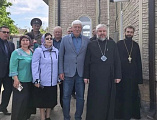 В престольный день Георгиевского храма поселка Новозарянский дети и казачата выступили с концертом перед почётными гостями