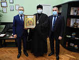 В Институте сферы обслуживания и предпринимательства (филиал) ДГТУ г. Шахты состоялась рабочая встреча епископа Шахтинского и Миллеровского Симона с директором института профессором С.Г. Страданченко