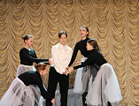 В хуторе Платово состоялся показ спектакля «Заколдованный принц» в исполнении труппы учебного театра «Воскресение»