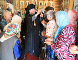 В престольный праздник Преосвященнейший епископ Симон возглавил Божественную литургию в храме преподобного Серафима Саровского хут. Красновка
