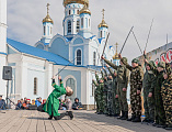 В прощеное воскресенье на Соборной площади города Шахты состоялись народные гуляния, посвященные Масленице