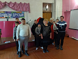 Веселый праздник для людей с ОВЗ прошел в клубе поселка им. М. Горького в Новошахтинске