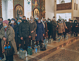 В праздник Крещения Господня Преосвященнейший епископ Симон совершил Литургию, чин Великого освящения воды и диаконскую хиротонию в Покровском кафедральном соборе г. Шахты