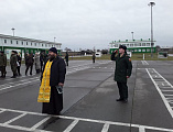 Новобранцев срочной службы напутствовал протоиерей Константин Федосеев