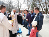 Епископ Шахтинский и Миллеровский Симон совершил чин освящения пасхальных приношений в филиале Донского государственного технического университета г. Шахты
