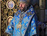 В праздник Похвалы Пресвятой Богородицы Преосвященнейший епископ Симон совершил Литургию в Покровском кафедральном соборе г. Шахты