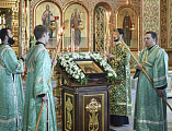 В день памяти прп. Сергия Радонежского епископ Симон с архипастырями Церкви совершил Божественную литургию в Гефсиманском скиту Свято-Троицкой Сергиевой Лавры