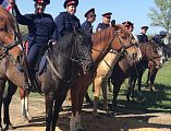 Участники конного перехода посетили храм Покрова Пресвятой Богородицы сл. Никольской