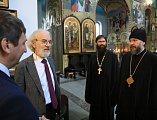 Епископ Симон встретился с православным богословом и общественным деятелем Александром Леонидовичем Дворкиным, прибывшим с просветительской программой в Шахтинскую епархию