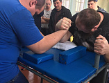 Благочинный Чертково-Калитвенского округа протоиерей Антоний Колистратов принял участие в турнире по армрестлингу