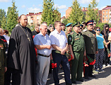На территории храма Донской иконы Божьей Матери состоялось торжественное открытие памятника погибшим при защите интересов Отечества воинах-земляках