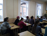 Настоятель храма Успения Пресвятой Богородицы протоиерей Глеб Гладышев принял участие в родительском собрании школы №1 и № 4 г. Донецка