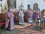 Божественная литургия в Неделю 4-ю Великого поста, преподобного Иоанна Лествичника, в храме Успения Пресвятой Богородицы станицы Калитвенской