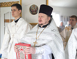 Преосвященнейший епископ Симон совершил Божественную литургию в храме святого благоверного князя Александра Невского г. Шахты