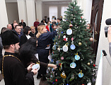 Благочинный приходов Нижнедонского округа принял участие во Всероссийской акции «Ёлка желаний» 2025