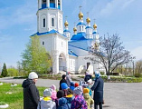 Хорошая традиция – на светлой седмице приводить детей в храм