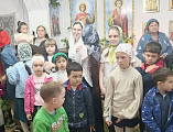 В храме Архангела Михаила села Первомайское отметили День Святой Троицы