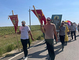Православные миллеровцы совершили Крестный ход в честь 300-летия со дня рождения святителя Тихона Задонского