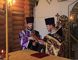 Преосвященнейший епископ Симон с архипастырским визитом посетил Сулинское благочиние и возглавил Литургию в храме Архиерейского подворья в честь великомученицы Екатерины г. Красный Сулин