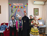 В гостях с добром: учащиеся воскресной школы поздравили пожилых людей с Масленицей