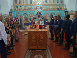Участники казачьего конного перехода посетили Свято-Покровский храм слободы Никольской