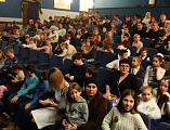 В Новошахтинске гуманитарным центром «От сердца к сердцу» было организованно сотрудничество с Новошахтинским драматическим театром