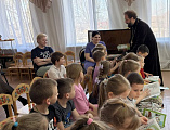 Добрые книги для маленьких сердец: встреча в детском саду «Зоренька» поселка Каменоломни