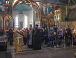 «Каждая душа призывается в храм к Богу, чтобы устроить духовную весну и растопить греховный лед». Епископ Симон совершил вечерню с чином прощения в Покровском кафедральном соборе г. Шахты