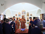 В престольный день Преосвященнейший епископ Симон совершил Божественную литургию в храме святого великомученика Георгия Победоносца пос. Новозарянский