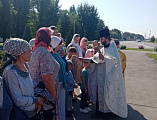 В день воспоминания чуда, совершенного святым Архистратигом Михаилом в Хонех, в храме п. Каменоломни Октябрьского района прошло соборное Богослужение