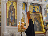 Преосвященнейший епископ Симон совершил Божественную литургию в Благовещенском соборе Дивеевского монастыря