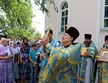 В престольный праздник Преосвященнейший епископ Симон совершил Божественную литургию в храме в честь Казанской иконы Божией Матери г. Гуково