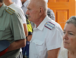 Епископ Симон возглавил молитву у святынь в старинном казачьем храме святителя Николая Чудотворца станицы Еланской