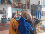 Протоиерей Сергий Яценко поздравил жителей станицы Кривянской Октябрьского района с престольным праздником и днем Покрова Божией Матери