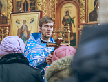 В праздник Сретения Господня Преосвященнейший епископ Симон совершил Божественную литургию в Покровском кафедральном соборе г. Шахты