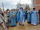 В престольный праздник Преосвященнейший епископ Симон возглавил Божественную литургию в храме Державной иконы Божией Матери города Донецка