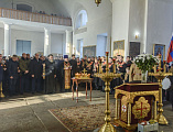 Успенский храм станицы Калитвенской посетили преподаватели и кадеты Шахтинского казачьего кадетского корпуса им. Я.П. Бакланова во главе с атаманом директором корпуса В.А. Бобыльченко