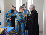 В престольный праздник Преосвященнейший епископ Симон возглавил Божественную литургию в храме Державной иконы Божией Матери города Донецка