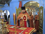 Преосвященнейший епископ Симон совершил Божественную литургию в храме Покрова Пресвятой Богородицы г. Новошахтинска