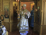 В престольный день Преосвященнейший епископ Симон совершил Божественную литургию в храме в честь Смоленской иконы Божией Матери пос. Таловый