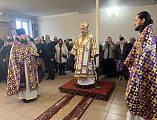 В престольный праздник Преосвященнейший епископ Симон совершил Литургию в храме блаженной Матроны Московской города Донецка