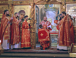 Христос Воскресе! В Покровском кафедральном соборе города Шахты встретили Светлое Христово Воскресение