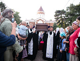 Прихожане храмов Нижнедонского благочиния приняли участие в перенесении честных останков ростовского праведника протоиерея Иоанна Домовского