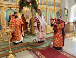 В пятницу Светлой седмицы Преосвященнейший епископ Симон совершил Божественную литургию в храме Святой Троицы города Каменск-Шахтинский