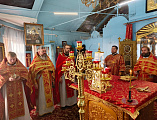 Соборным служением отметили 50-летний юбилей настоятеля Покровского прихода города Новошахтинска