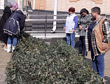В Донском храме Новошахтинска продолжают помогать воинам.