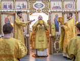 Преосвященнейший епископ Симон совершил Божественную литургию в Покровском кафедральном соборе города Шахты