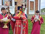 Участники конного перехода посетили храм Покрова Пресвятой Богородицы сл. Никольской